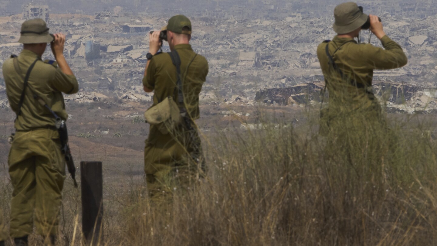 Israel mobilizes thousands of reservists for new fighting in Gaza