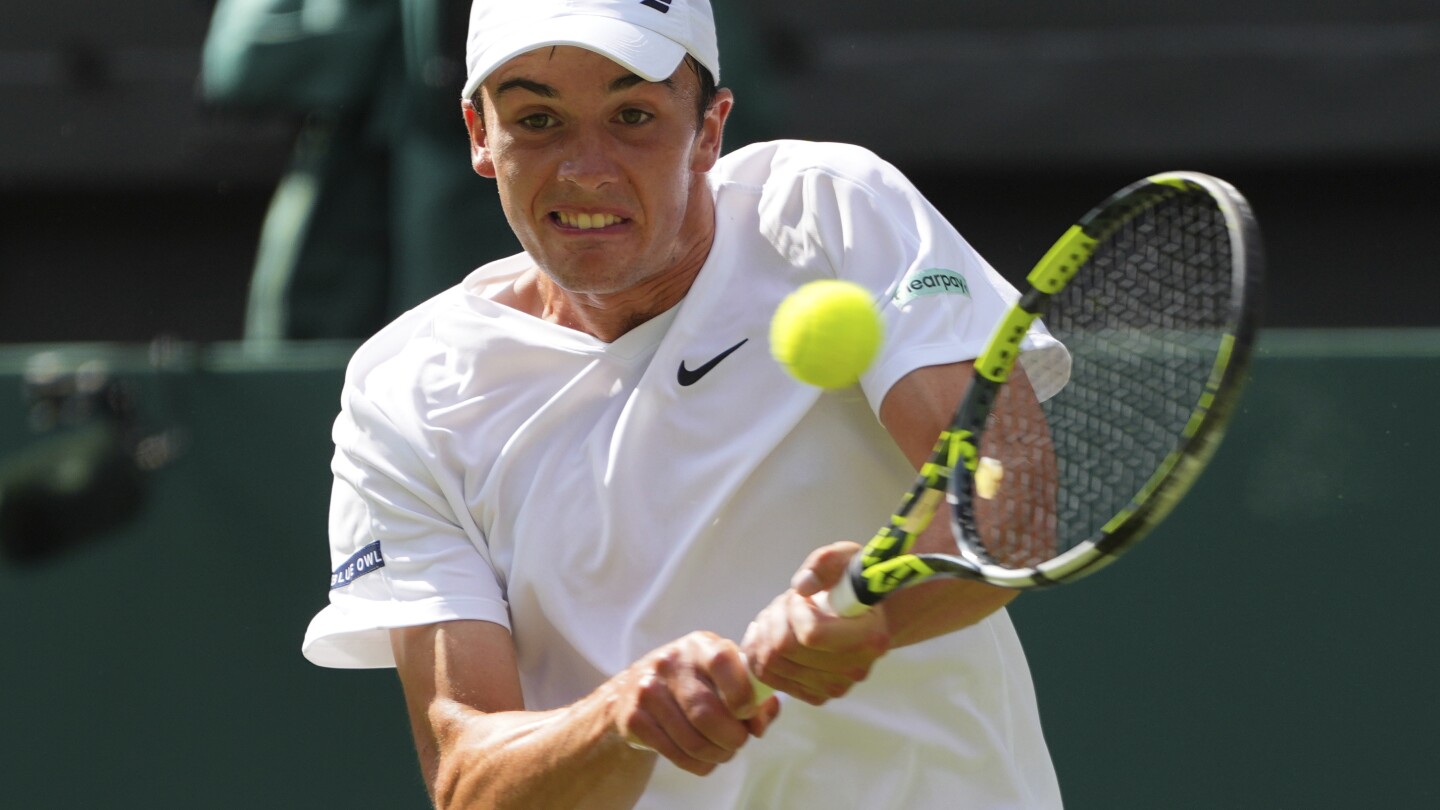 College tennis facing threats of cuts at same time many of its alums are starring in pro ranks
