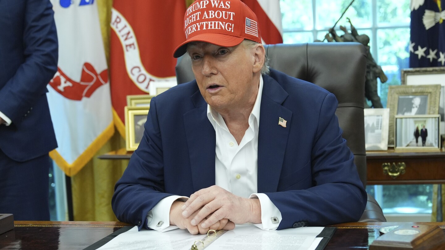 Trump threatens to target Chicago next in crime and homelessness crackdown