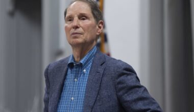 Senator: Trump administration plans to remove 700 Guatemalan children