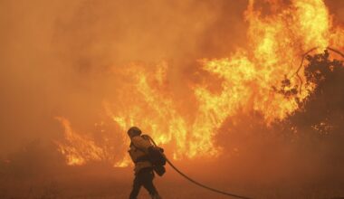 Canyon Fire forces evacuations north of Los Angeles