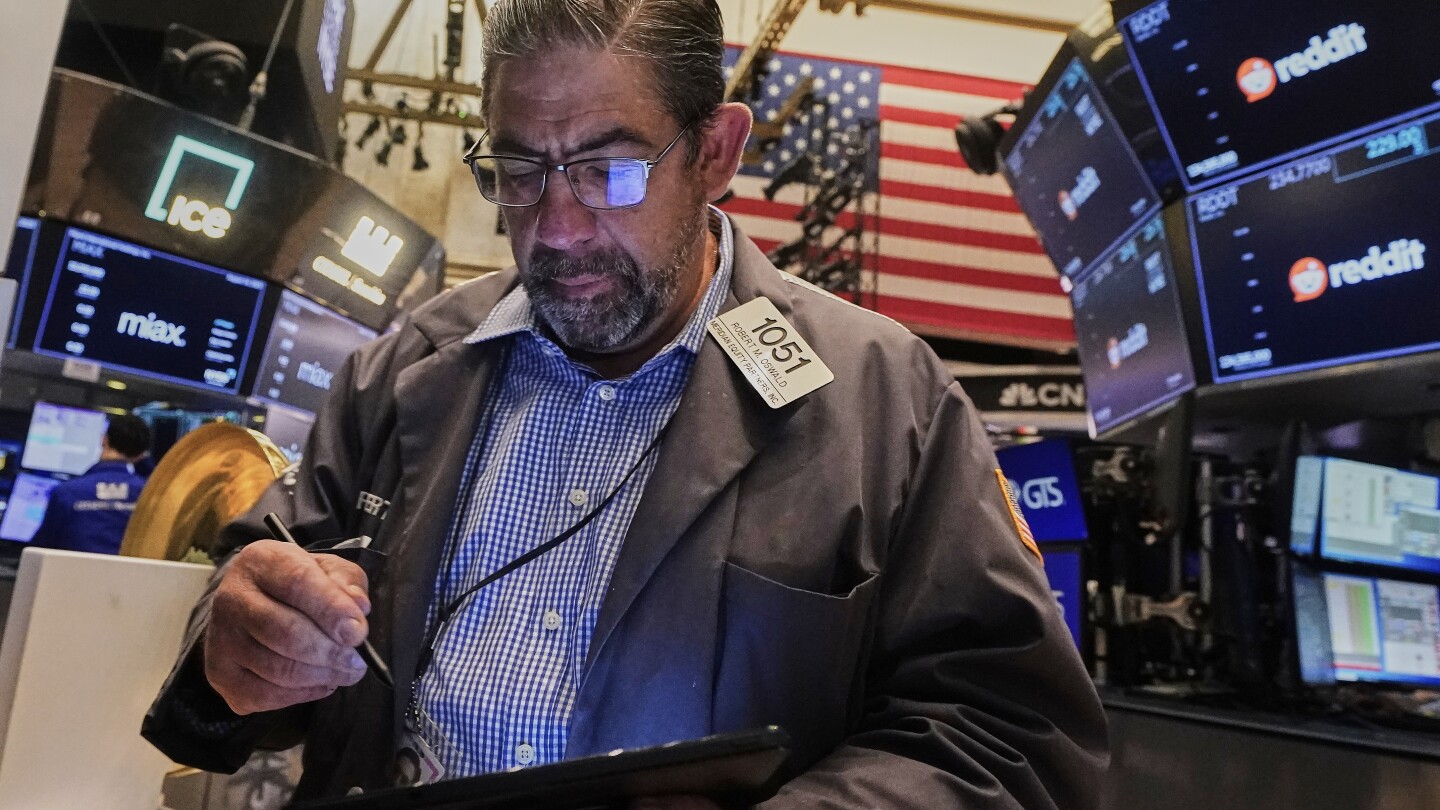 Most US stocks fall after a disappointing inflation update, but Big Tech keeps Wall Street steady