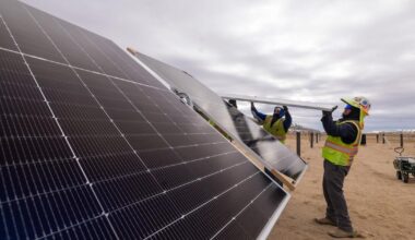 Major clean power plant serving L.A. goes fully online in Kern County