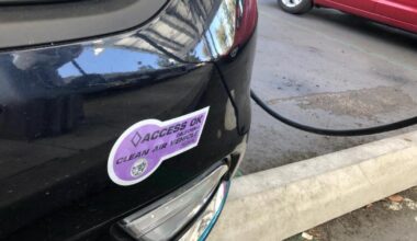 California EV drivers are losing carpool lane privileges