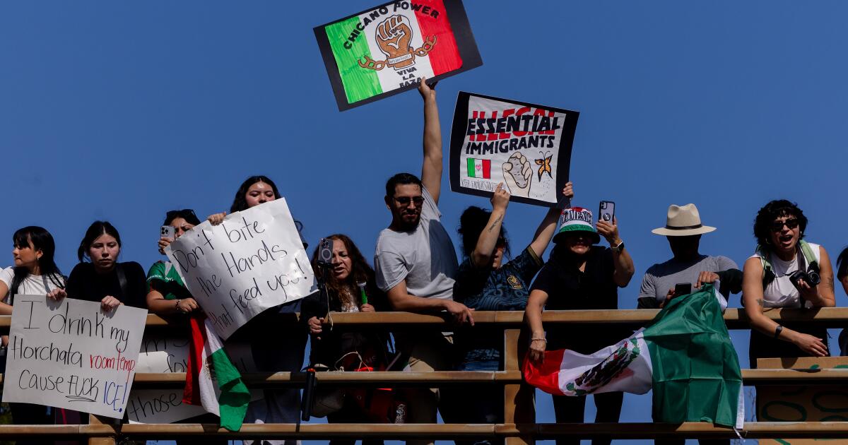 Know your rights: An immigration resource guide for L.A.