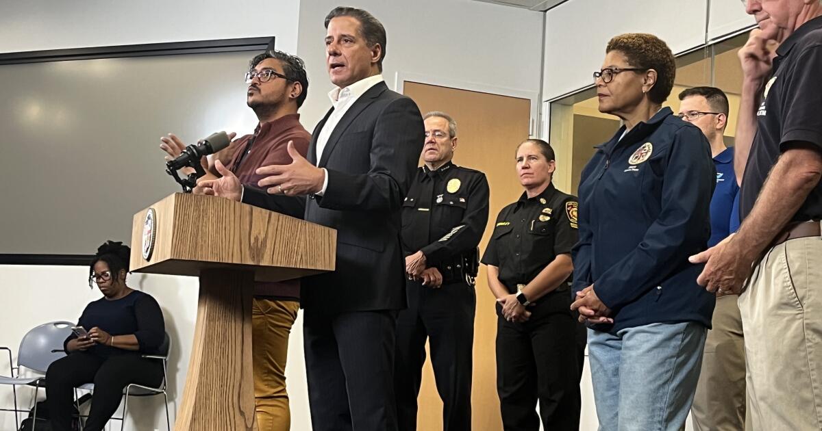 LAUSD, Bass, pledge back-to-school protections for immigrant families