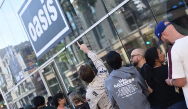 Oasis pop-up store in L.A. swarmed by the Brit rockers' thirsty fans