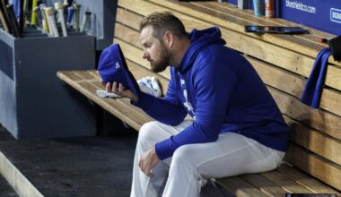 Dodgers' Max Muncy to miss several weeks because of oblique strain