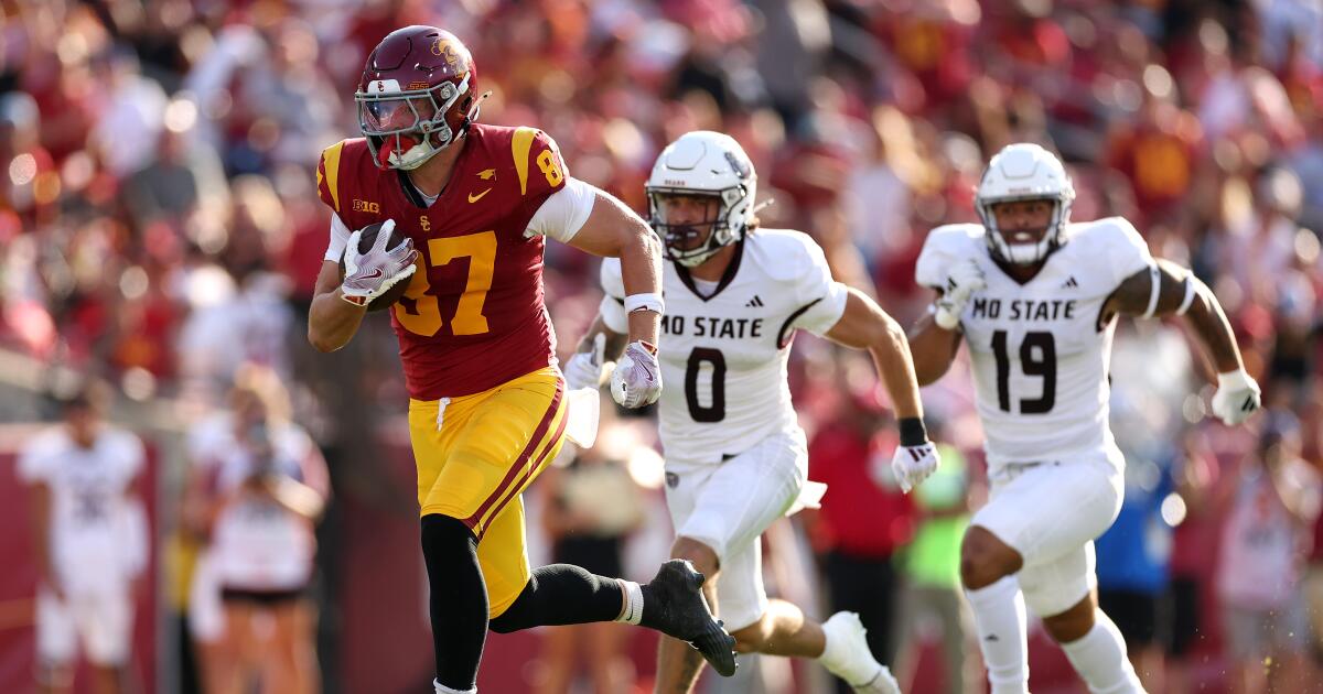 USC goes on 73-point scoring spree in victory over Missouri State