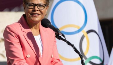 L.A. city leaders are in high-stakes negotiations on Olympics costs