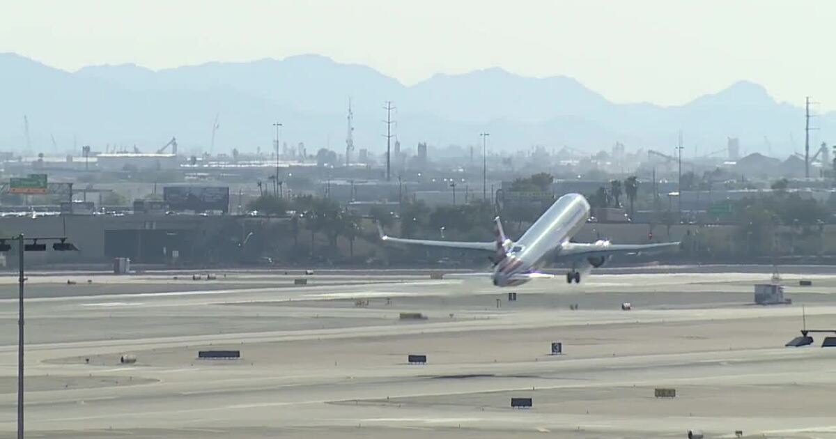 How Phoenix’s extreme heat impacts flights