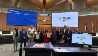 Fort Worth officials honor fire department for response to 6-alarm fire