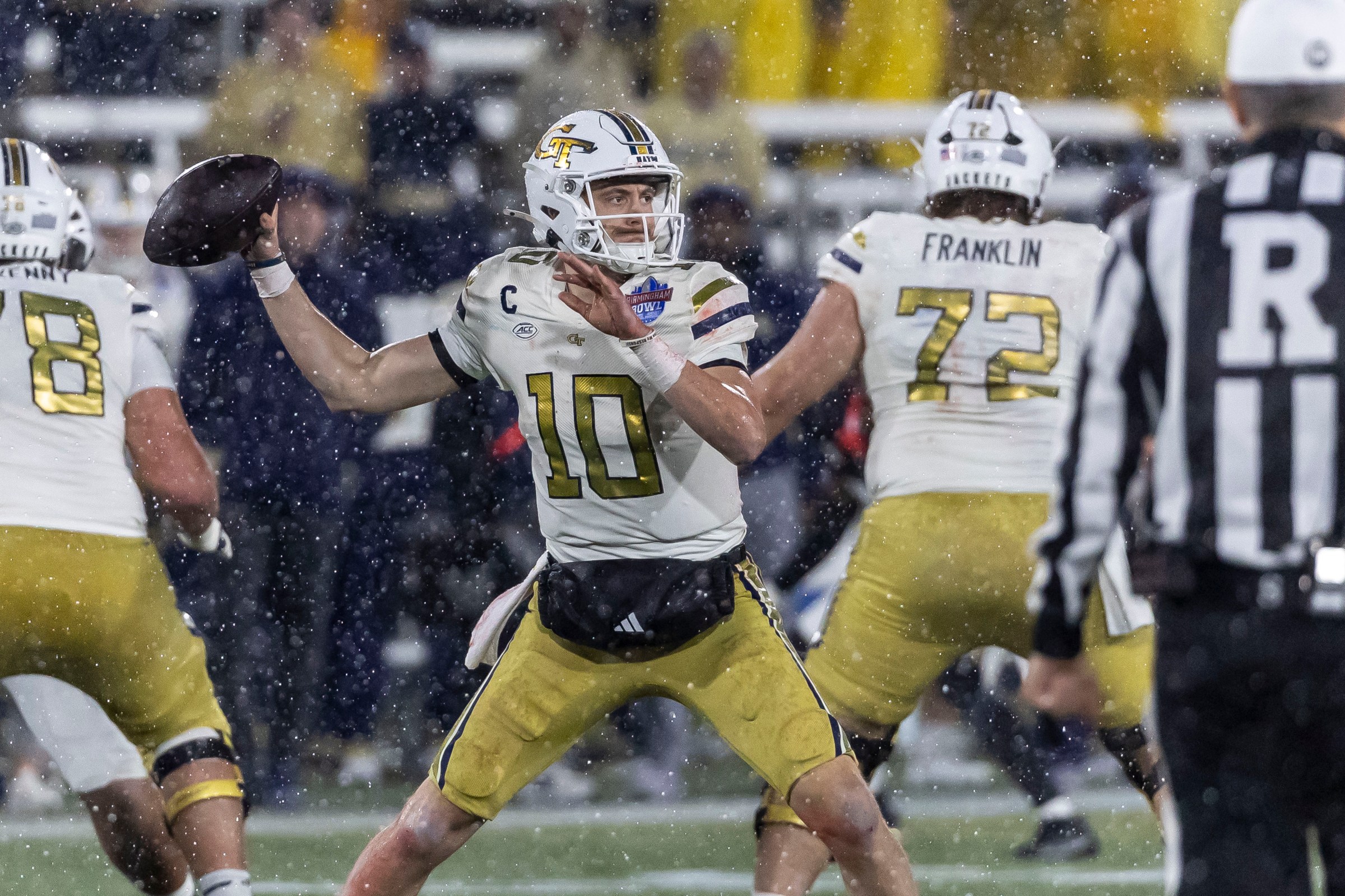 NCAA Football: Birmingham Bowl-Georgia Tech at Vanderbilt