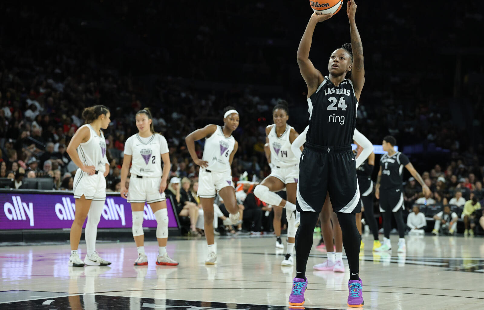 Jewell Loyd his 7 3s and scores 27 as Aces bounce back from rout with 101-77 win over Valkyries