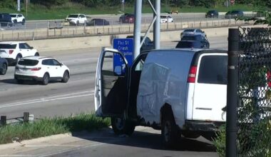 Railcar theft suspects strike CPD officer with SUV, authorities say – NBC Chicago