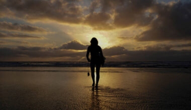 Scientists find 2 key genetic shifts behind human walking