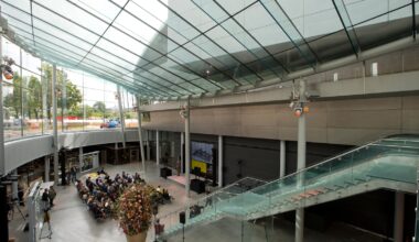 Van Gogh Museum may close if the Dutch government doesn't help fund repairs