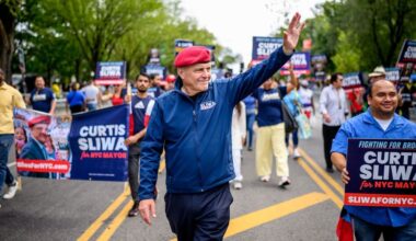 Curtis Sliwa wears a red beret everywhere and once had 17 cats. Now he’s the wildcard of the NYC mayoral race
