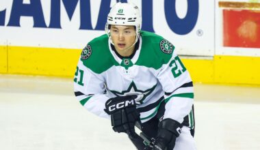 Dallas Stars Have Secret Weapon in Jason Robertson Negotiations