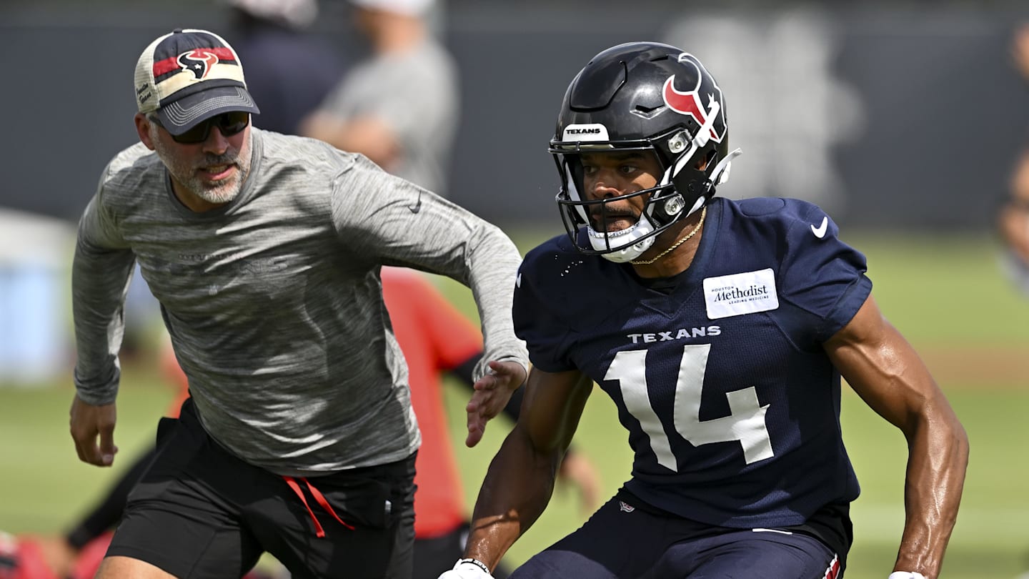 Houston Texans WR Called Up to Active Roster After Christian Kirk Injury