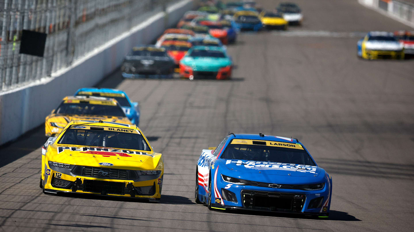 Ryan Blaney, Team Penske, Kyle Larson, Hendrick Motorsports, NASCAR