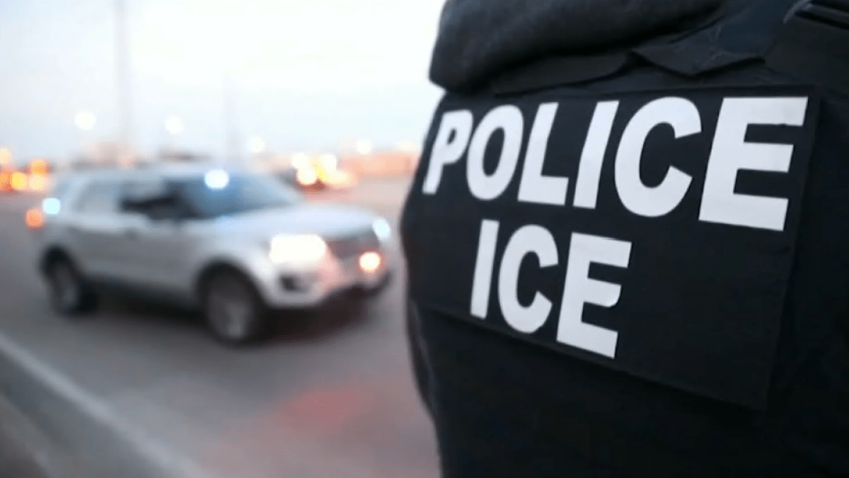 Evanston considers measure urging ICE mask ban – NBC Chicago