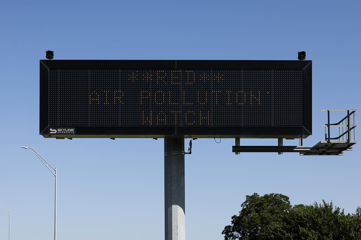 Dallas-Fort Worth could see more harmful levels of ozone. Here’s how to minimize health risks, pollution