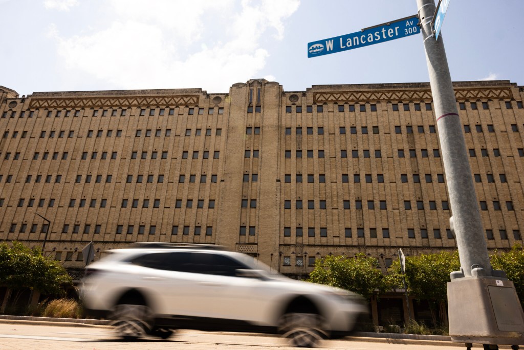 (Maria Crane | Fort Worth Report/CatchLight Local/Report for America)
