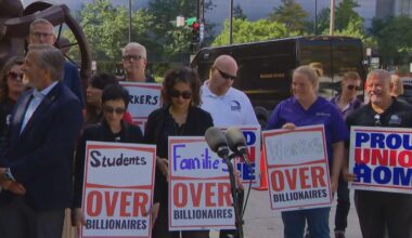 Chicago Labor Day rally, march opposes Trump policies, ICE operations