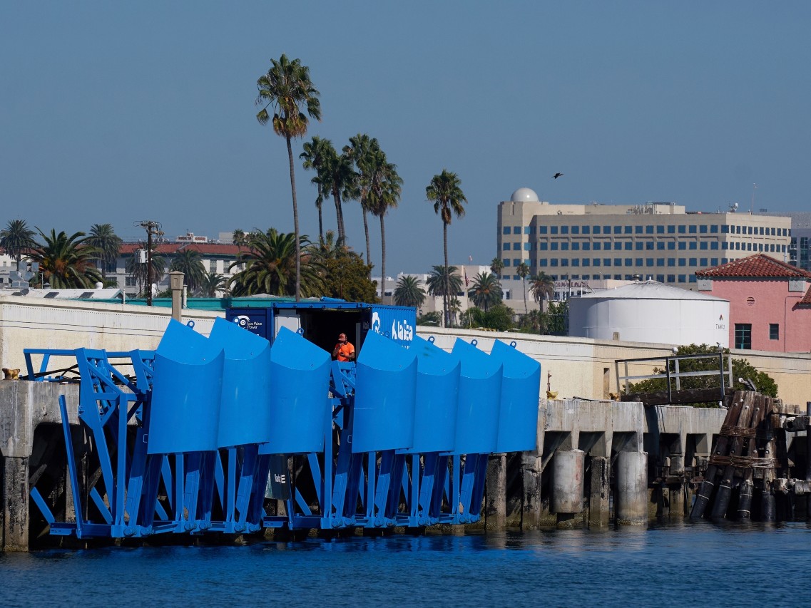 In LA port, bobbing blue floats are turning wave power into clean energy