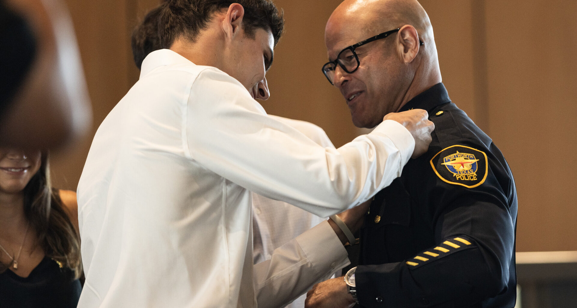 Eddie García sworn in as chief of Fort Worth police