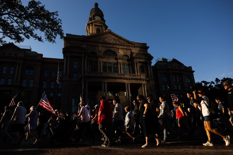 (Maria Crane | Fort Worth Report/CatchLight Local/Report for America)