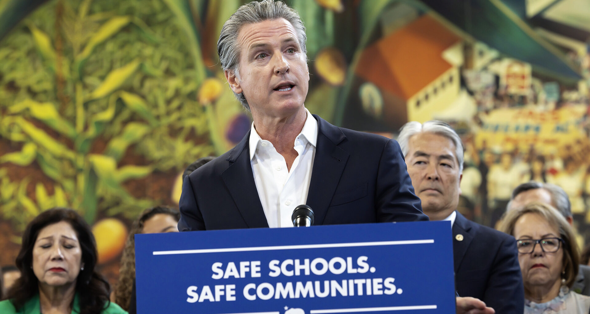 Newsom signs new CA laws to resist Trump immigration crackdown