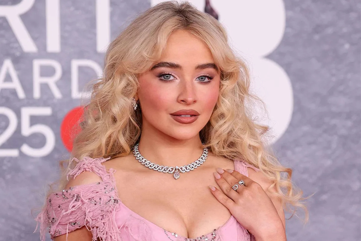 Sabrina Carpenter Addresses 'Being Hot' and Calls Out 'Insufferable Men' Who Think She's 'Hideous'