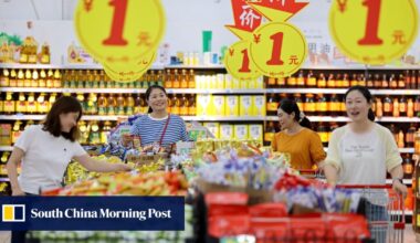 Chinese consumer prices slip back into decline amid deflationary pressures