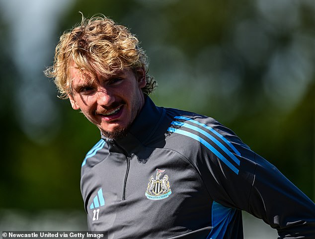 The pundit pinpointed Newcastle as a side who should have looked at Jackson. Eddie Howe however opted for a move for Nick Woltemade