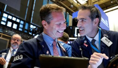 Our 3 best and worst stocks over the past month as Fed rate cut speculation swirled
