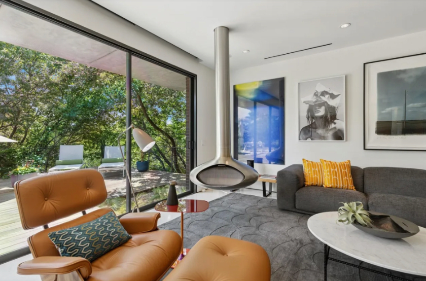 Lochwood modern