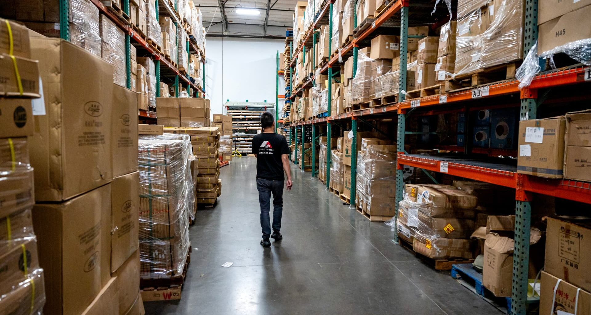 Holiday inventory levels are tea leaves to read state of consumer spending