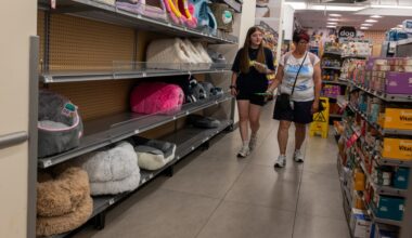 Consumer confidence is lower than expected as Wall Street braces for shutdown data blackout