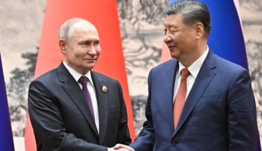 Russia signs new gas pipeline deal with China