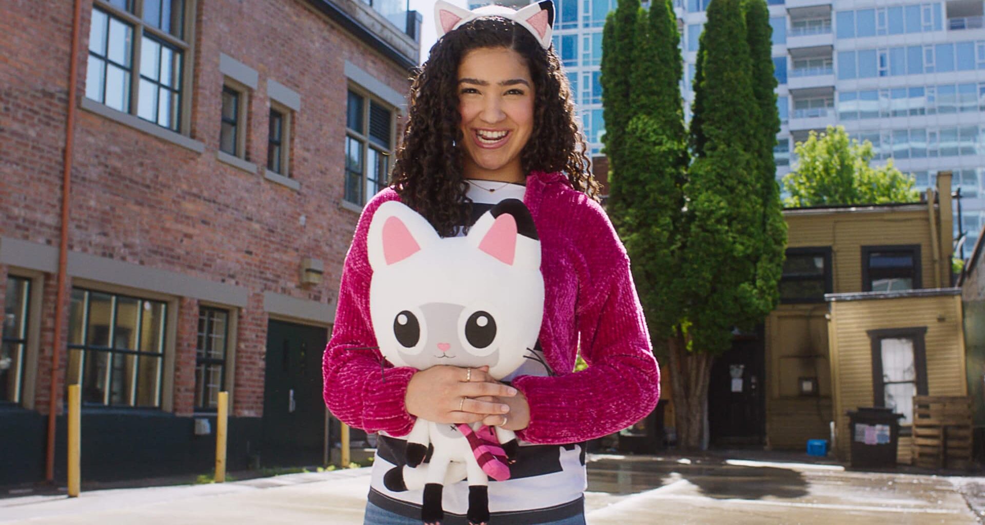 "Gabby's Dollhouse" movie brings kid content frenzy to the big screen