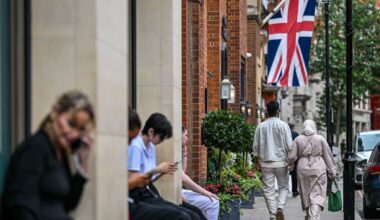 Middle East Money Gives Britain a Summer Break From Wealth Chaos