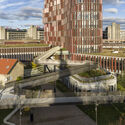 Urban Mobility as a System: From Car-Centric to Human-Centered Cities - Image 3 of 7