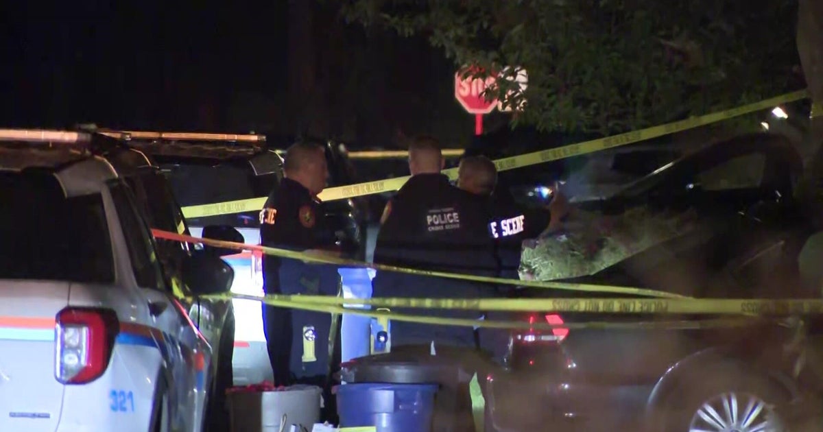 Large police investigation underway in Carle Place, N.Y.