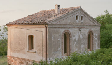 A Dialogue with the Past: Preservation Techniques of Historic Villas in Italy