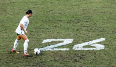 Dolphins Battle Owls to Final Whistle