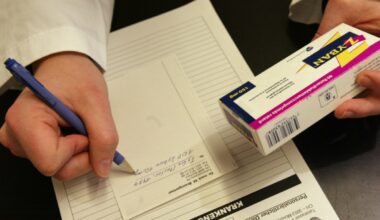 Swiss government backs mandatory e-prescriptions for medicines