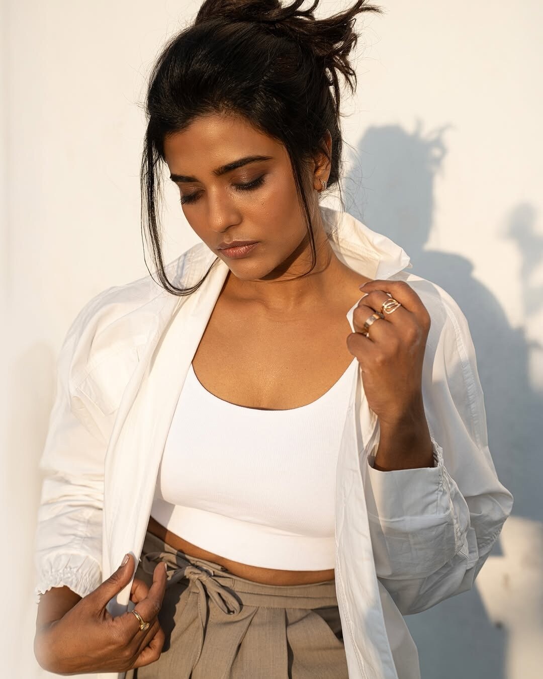 In contrast, actress Trisha Krishnan recently indicated in an interview that she is keen to serve the public through politics. Given her close association with Vijay, questions have emerged about whether she may join TVK. Fans believe her entry into politics via Vijay’s platform is a strong possibility. (News18 Kannada)