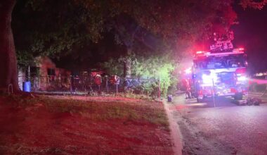 Firefighter injured in Haltom City house fire